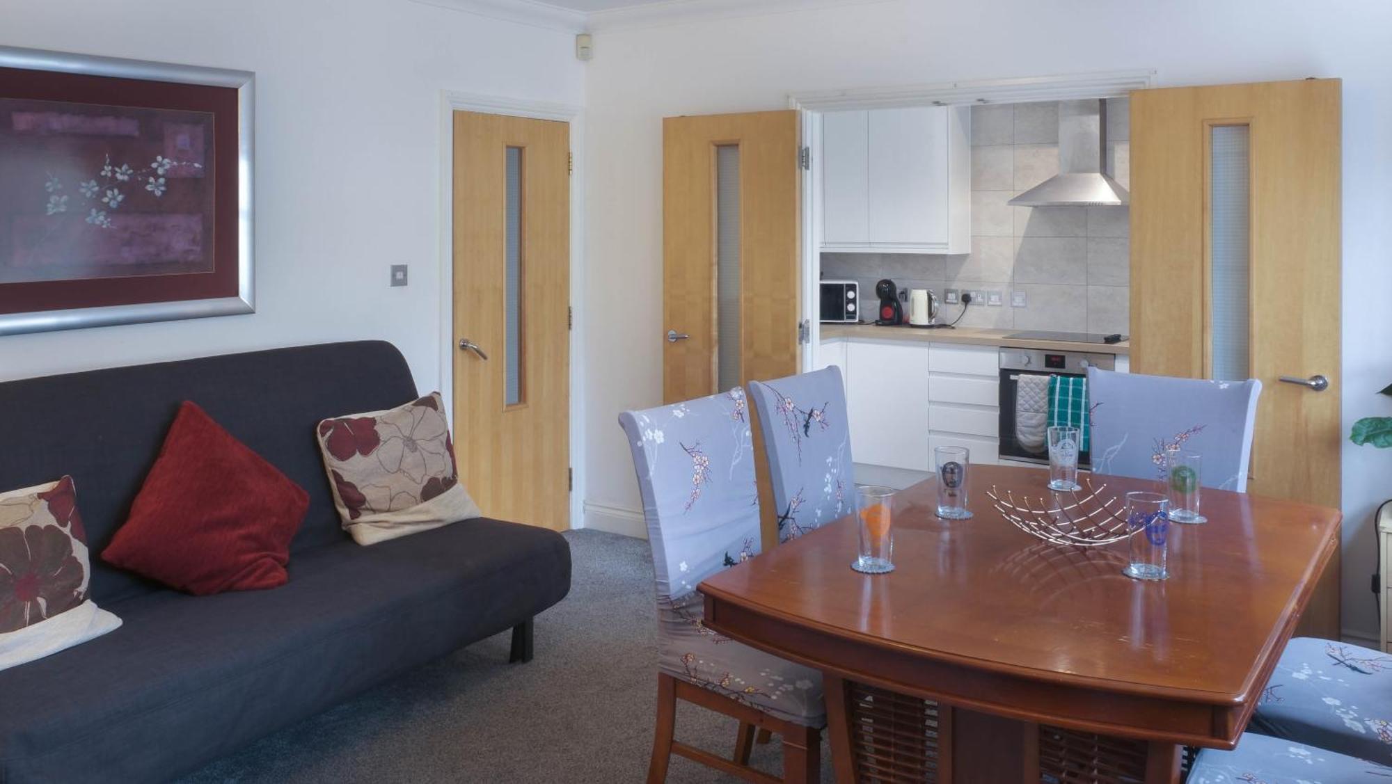 Bournemouth Beachfront Retreat 3 Bedroom 3 Bathroom Seaside B&B With Free Parking Luaran gambar