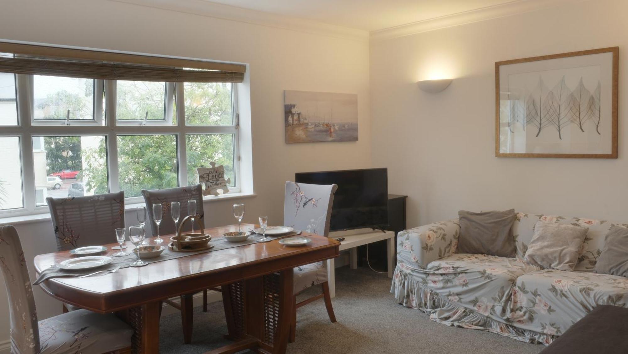 Bournemouth Beachfront Retreat 3 Bedroom 3 Bathroom Seaside B&B With Free Parking Luaran gambar