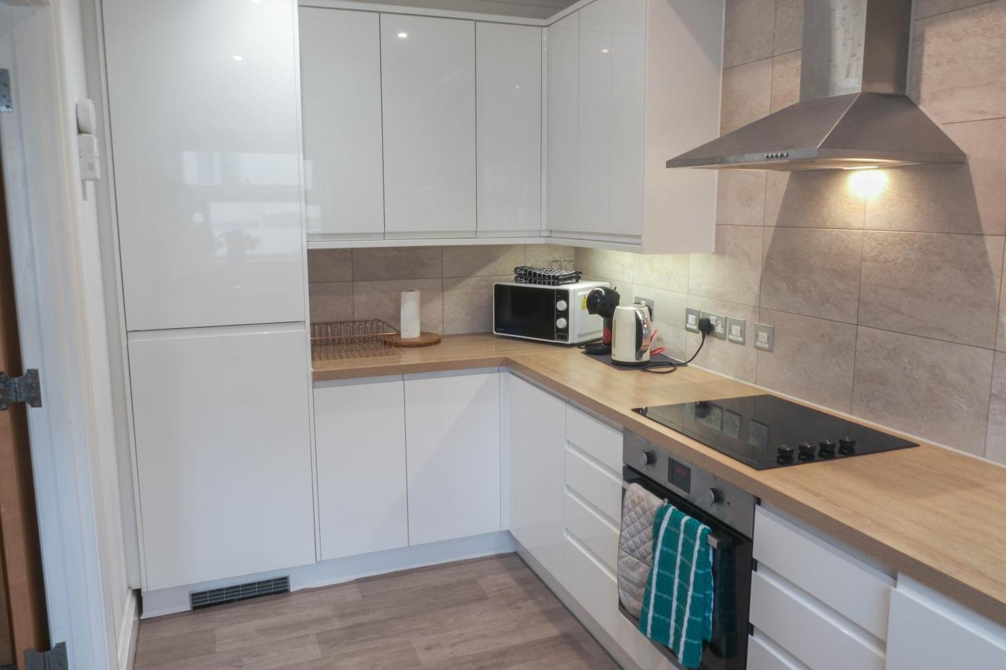 Bournemouth Beachfront Retreat 3 Bedroom 3 Bathroom Seaside B&B With Free Parking Luaran gambar