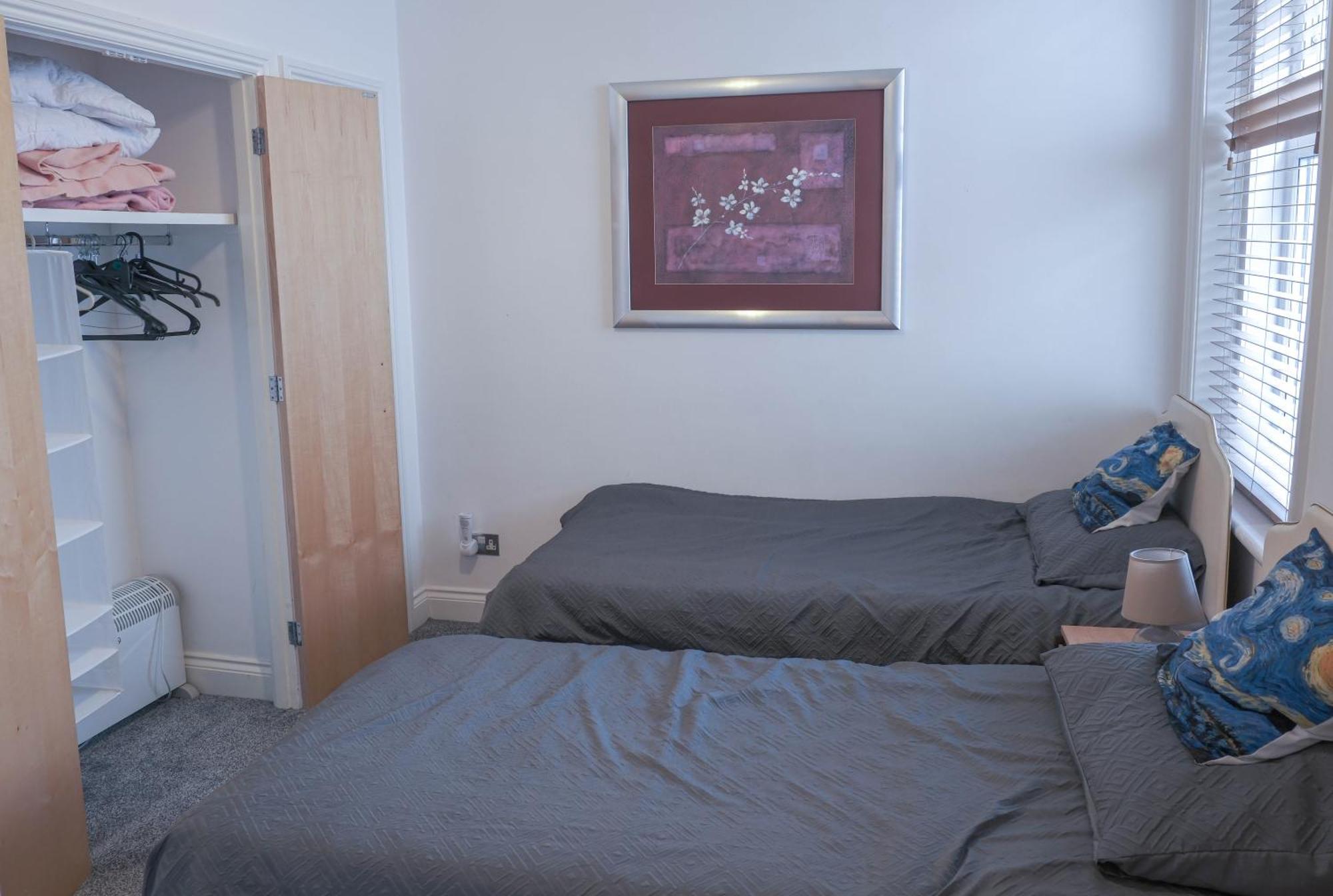 Bournemouth Beachfront Retreat 3 Bedroom 3 Bathroom Seaside B&B With Free Parking Luaran gambar