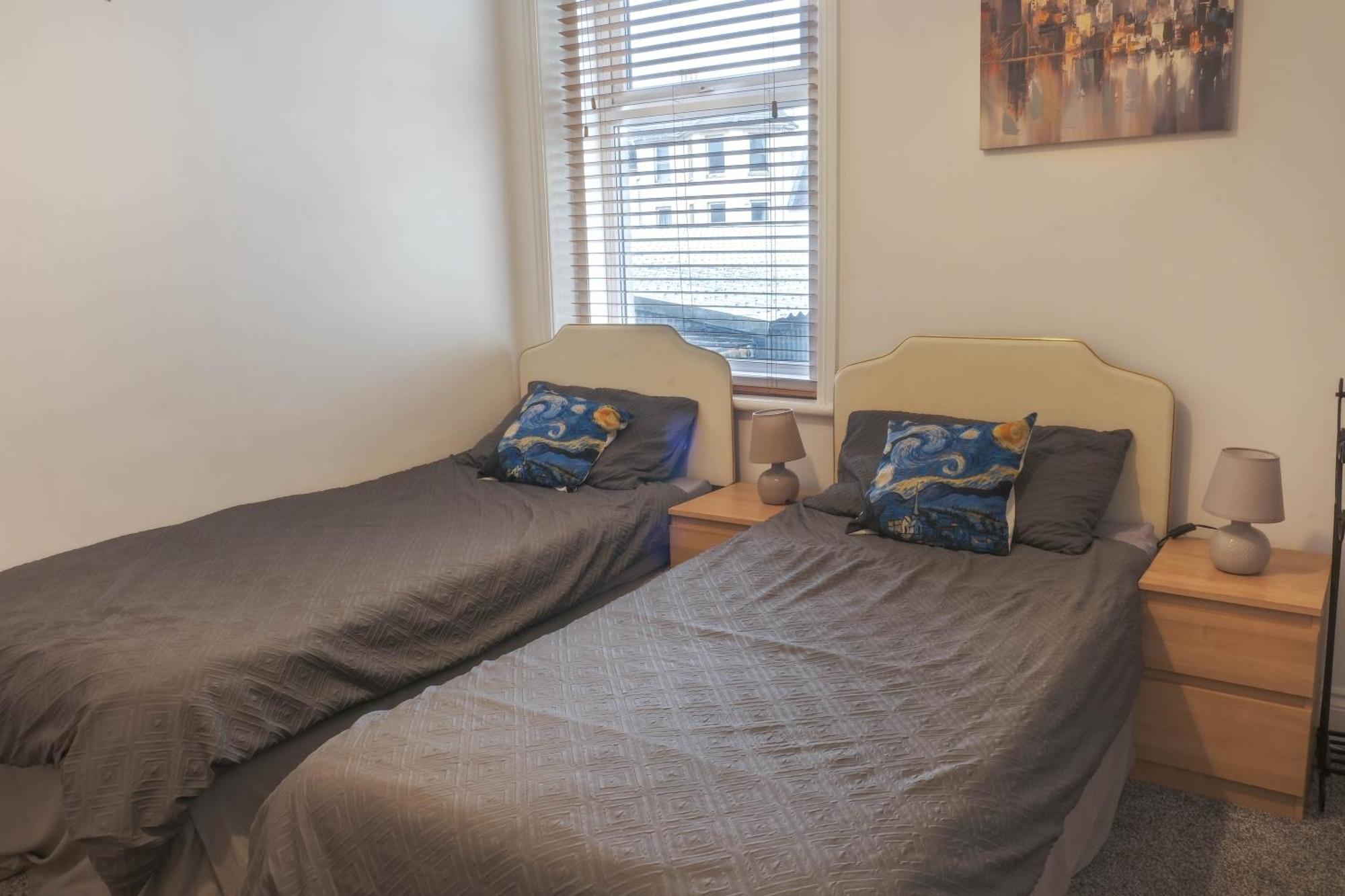 Bournemouth Beachfront Retreat 3 Bedroom 3 Bathroom Seaside B&B With Free Parking Luaran gambar