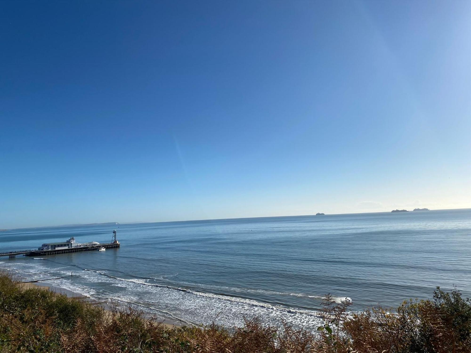 Bournemouth Beachfront Retreat 3 Bedroom 3 Bathroom Seaside B&B With Free Parking Luaran gambar
